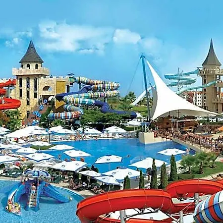 Aqua Paradise & Aqua Park 4* 네세부르