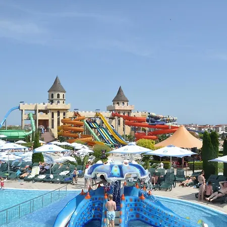 Отель Aqua Paradise & Aqua Park