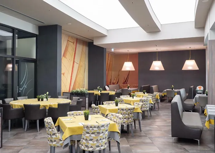 Aqua Paradise & Aqua Park 4*