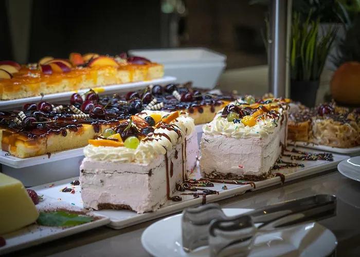 Aqua Paradise & Aqua Park 4* Несебър