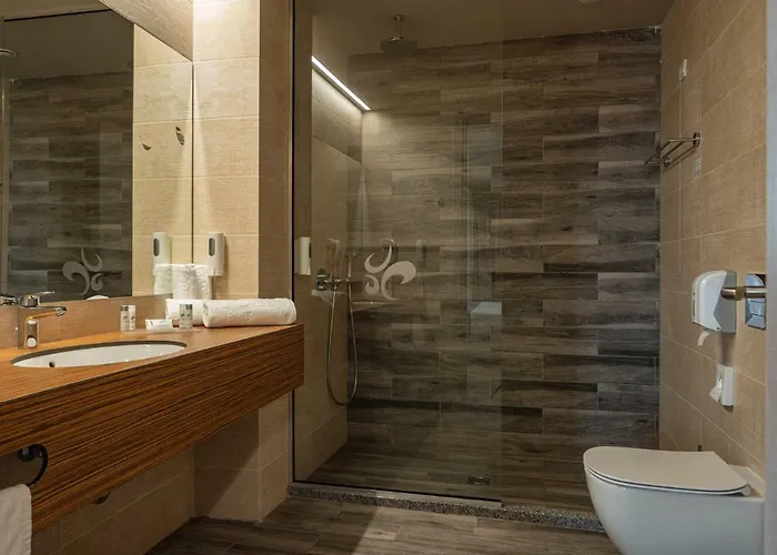 Aqua Paradise & Aqua Park Хотел