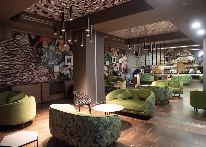 Aqua Paradise & Aqua Park